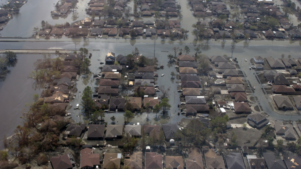 Hurricane Katrina: https://www.needpix.com/photo/113983/hurricane-katrina-flooding-new-orleans-after-hurricane-katrina-damage-devastation-helicopter-natural-disaster-force-of-nature