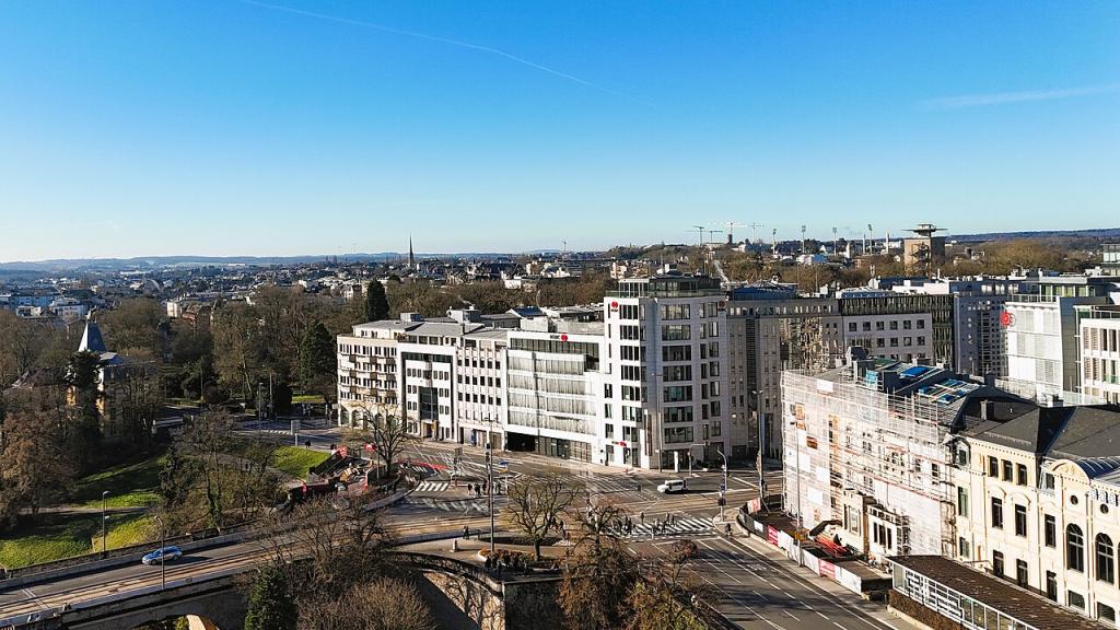Luxembourg, vue aérienne sur la Place de Bruxelles. Wikipedia Creative Commons License. Date	26 December 2024, 13:50 Source	Own work Author	GilPe