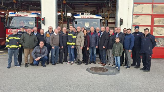 Thomas Reuter (Germany) was elected as the head of the CTIF international firefighting competition commission, and Ludwig Laut (Austria) was elected as the head of the international firefighting competition.