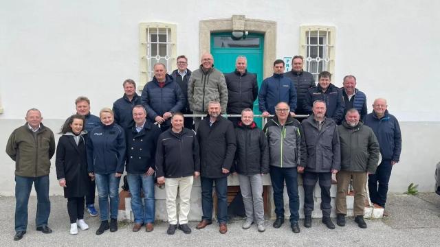 Thomas Reuter (Germany) was elected as the head of the CTIF international firefighting competition commission, and Ludwig Laut (Austria) was elected as the head of the international firefighting competition.